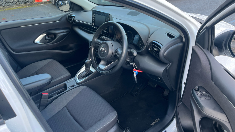 Toyota Yaris 1.5 Hybrid Icon 5dr CVT Hybrid Hatchback